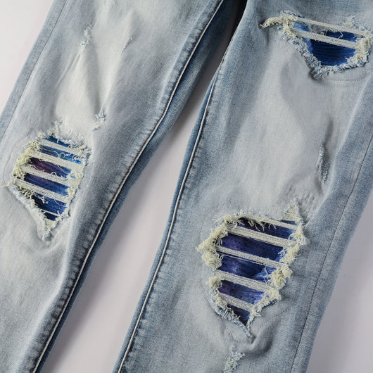 Jeans Slim Ajustados Blanco Roto con Parches Desgarrados y Detalles Vintage - Image 7