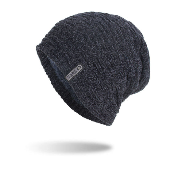 Gorro de Lana con Patrón Geométrico Horizontal y Vertical