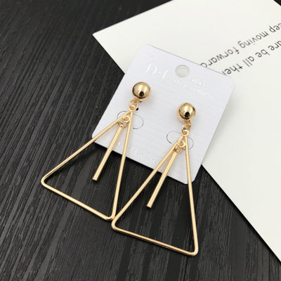 Aretes Coreanos Asimétricos con Flor de Perla y Moño - Image 51