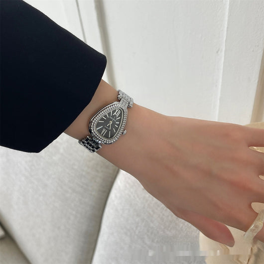 Reloj de Cadena Dorado con Cabeza de Serpiente para Mujer - Image 3
