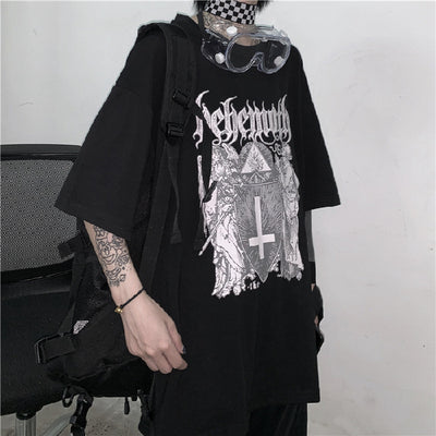 Camiseta Estampado Cruz Negra Estilo Coreano - Image 3