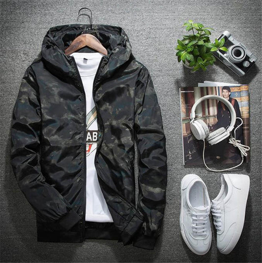 Chaqueta Camuflada con Capucha