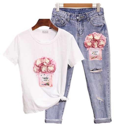Conjunto Denim con Botella de Perfume Floral y Camiseta Estampada Lentejuelas - Image 6