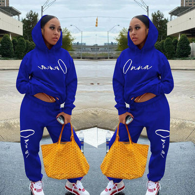 Conjunto Deportivo Mujer Sudadera con Capucha y Pantalón Estampado - Image 3