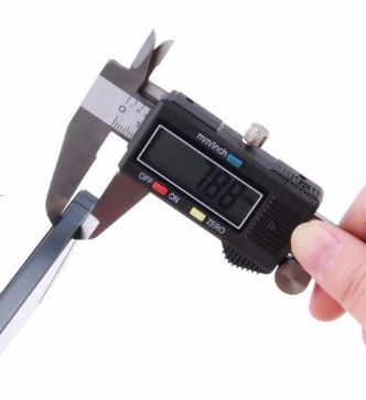Calibrador Digital Vernier Acero Inoxidable Resistente al Agua 0-150mm - Image 3