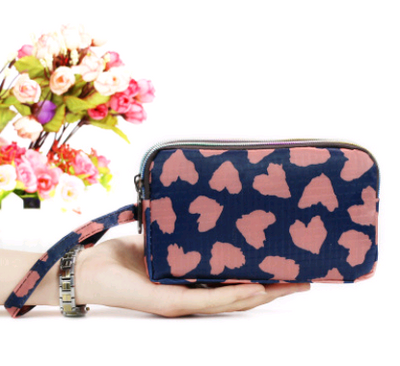 Billetera Táctil para Mujer con Tres Compartimentos y Bolsillo para Celular - Image 31