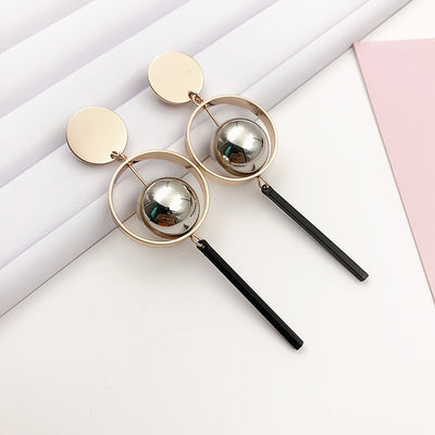Aretes Coreanos Asimétricos con Flor de Perla y Moño - Image 21