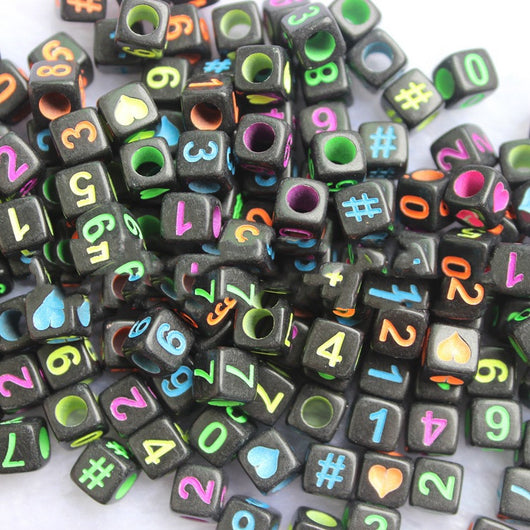 Pulsera de Cuentas Fluorescentes con Letras del Alfabeto para Festivales - Image 3