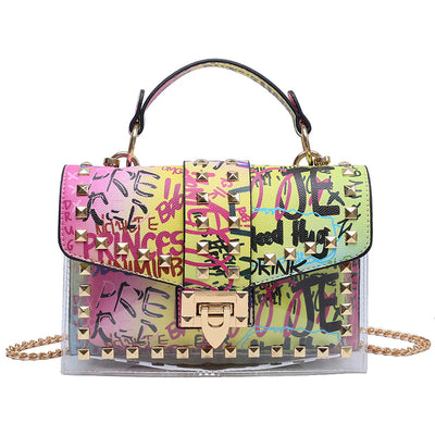 Bolso Bandolera Estilo Graffiti con Tachuelas - Versátil y Moderno - Image 3