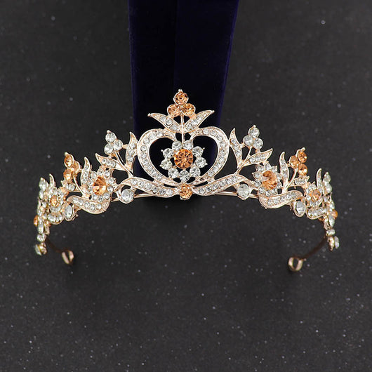 Corona Nupcial de Hojas y Corazón con Cristales Brillantes - Image 6
