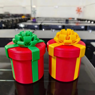 Caja de Regalo Navideña con Muñecas Rusas Divertidas - Image 3