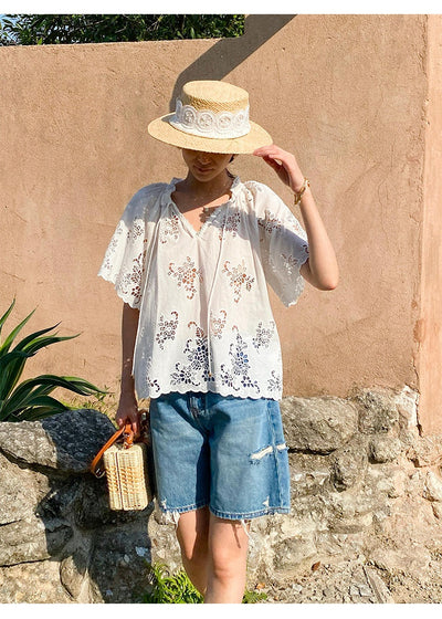 Blusa Blanca Estilo Francés con Encaje Bordado y Manga Corta - Image 17