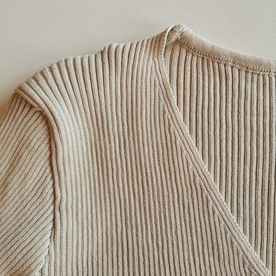 Vestido Plisado Escote V Ajustado con Cinturón - Image 14
