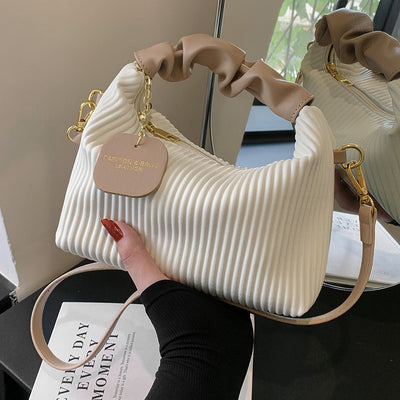 Bolsa Crossbody de Cuero PU con Pliegues Cloud - Elegante y Versátil - Image 2