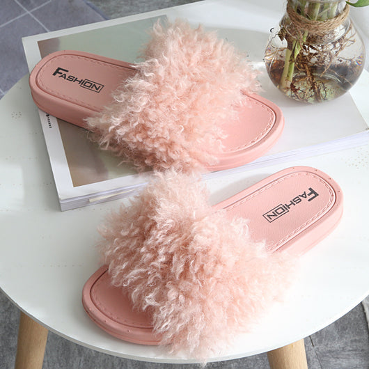Pantuflas Peludas de Moda para Mujer - Cómodas y Elegantes para Uso Interior y Exterior - Image 7