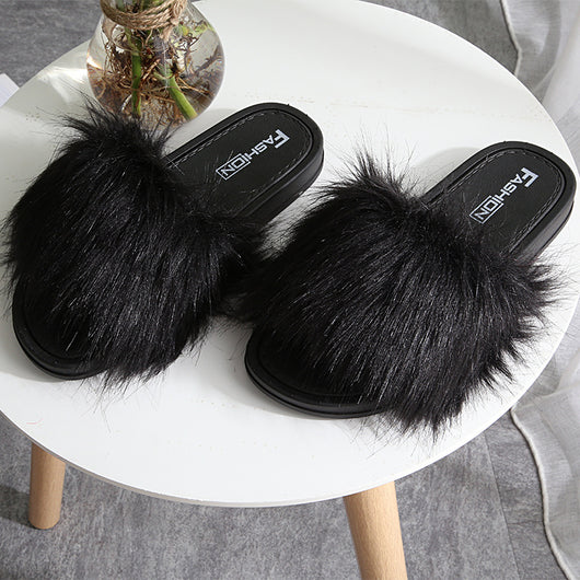 Pantuflas Peludas de Moda para Mujer - Cómodas y Elegantes para Uso Interior y Exterior - Image 9