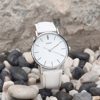 Reloj Geneva con correa plateada - Image 8