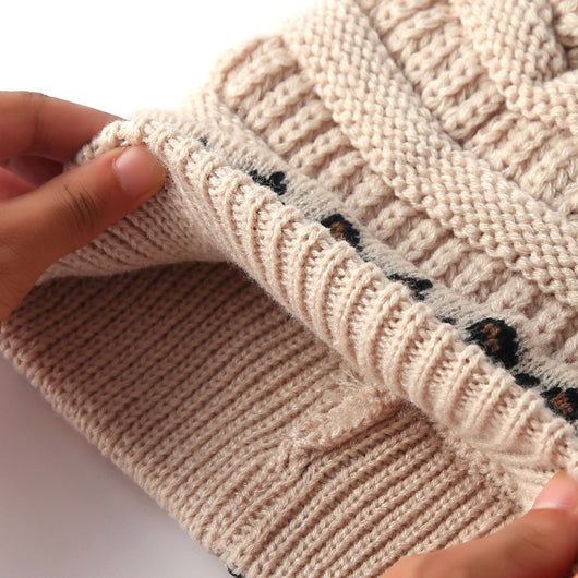 Gorro Tejido para Mujer Estampado Leopardo - Abrigo Cálido para Invierno - Image 5