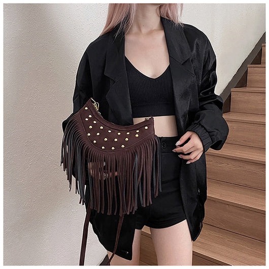 Bolsa Mensajera Retro Casual con Flecos y Remaches de Gran Capacidad - Image 19