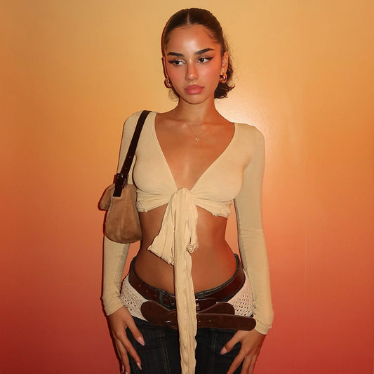 Blusa Escotada Manga Larga Pure Desire - Diseño Seductor y Versátil