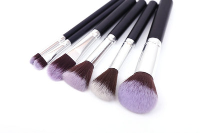Set de 12 Brochas de Maquillaje Profesional con Estuche - Image 16