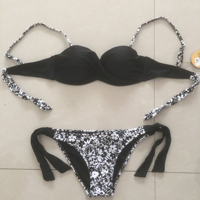 Bikini Fruncido con Costuras de Contraste y Estampado Floral - Image 3