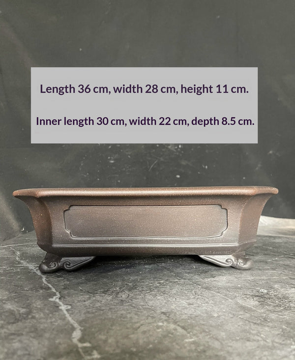 Maceta Rectangular de Arcilla Yixing Envejecida con Bordes Biselados y Patas Nube - Image 4