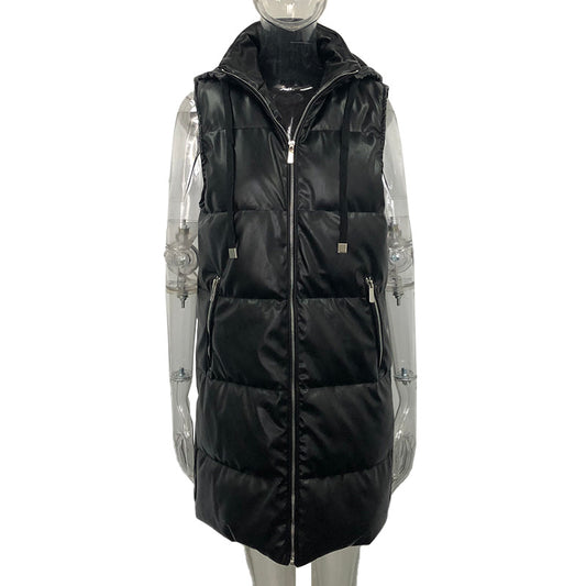 Chaleco Acolchado Negro con Capucha - Diseño Moderno en Cuero Sintético