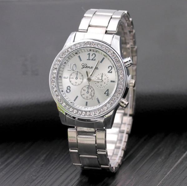 Reloj de Moda con Banda de Acero Aleado y Diamantes