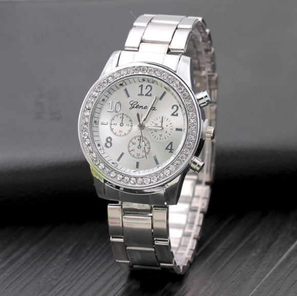 Reloj de Moda con Banda de Acero Aleado y Diamantes
