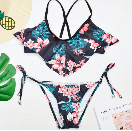 Bikini Bohemio Estampado de Hojas con Corte Asimétrico - Image 4