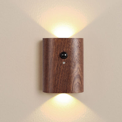 Lámpara LED con Sensor de Movimiento y Diseño de Madera Maciza