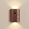 Lámpara LED con Sensor de Movimiento y Diseño de Madera Maciza