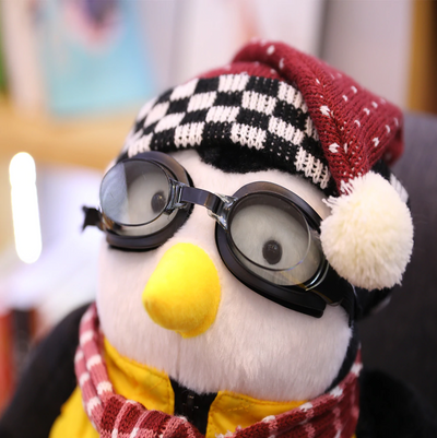 Peluche Pingüino HUGSY de Joey - Muñeco Suave para Niños - Image 9