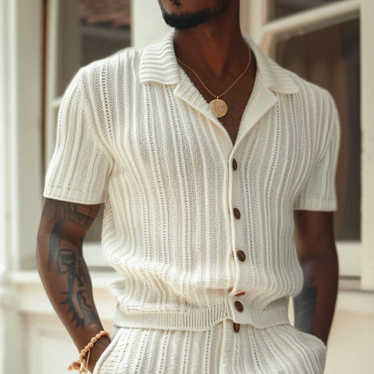 Conjunto Casual con Patrón Vertical - Camisa Slim con Solapa y Shorts - Image 2