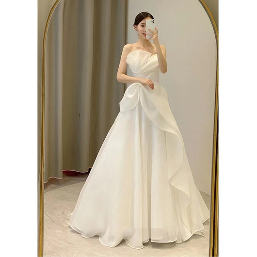 Falda de Tul Blanco Nupcial Elegante - Diseño Minimalista Chic - Image 14