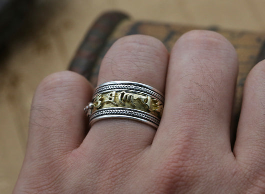 Anillo de Mantra de Seis Caracteres para Hombre y Mujer - Image 9