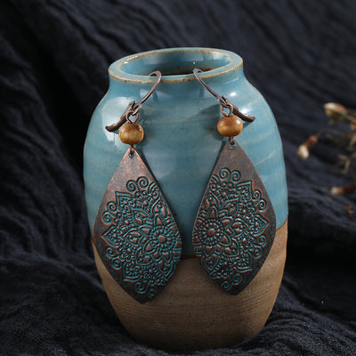 Aretes Étnicos con Patrón Tallado - Image 3