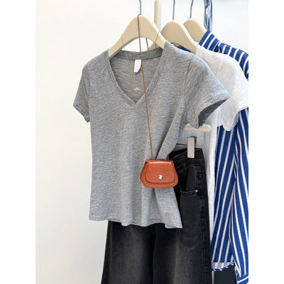 Blusa Clásica Americana Cuello V Ajustada Manga Corta - Image 3