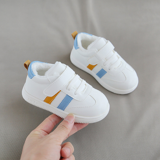 Zapatos Blancos para Bebé con Velcro - Comodidad y Estilo - Image 12
