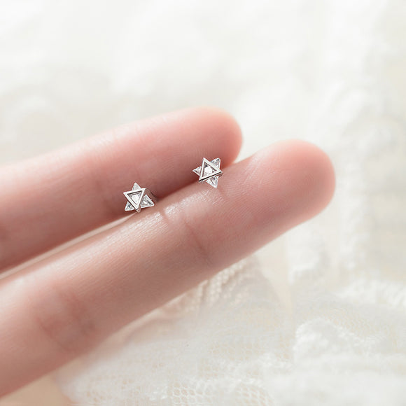 Aretes de Plata S925 Estilo Japonés con Diamantes - Triángulo Geométrico Personalizado