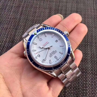 Reloj de Cuarzo Casual para Hombre con Correa de Acero Inoxidable Resistente al Agua - Image 6