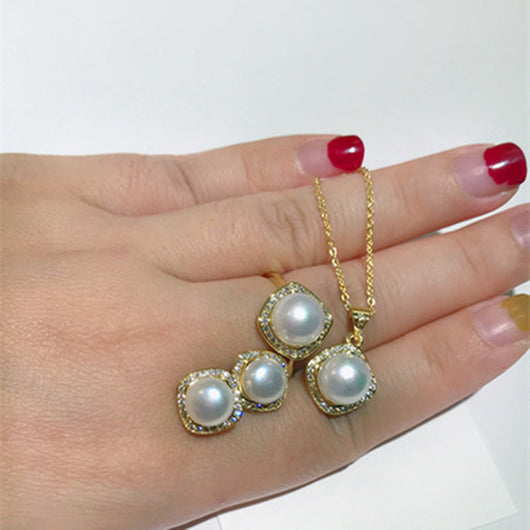 Conjunto de Joyería de Perlas Naturales: Collar, Aretes y Anillo - Image 4