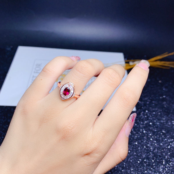 Conjunto de Anillo, Dije y Aretes de Granate de Magnesio y Aluminio