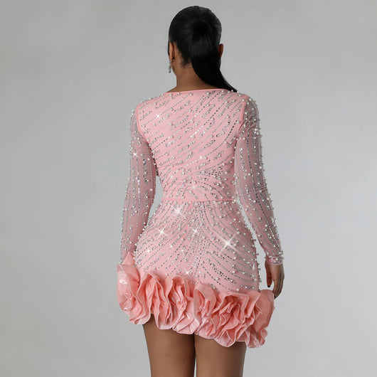 Vestido Ajustado con Bordados Elaborados y Detalles de Pedrería - Image 13