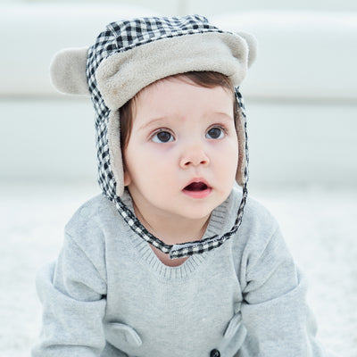 Gorro para Bebé de Cashmere con Orejas de Oso a Cuadros Blanco y Negro - Image 12