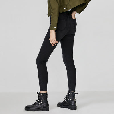 Jeans Skinny Negros de Algodón Elástico para Mujer - Image 5