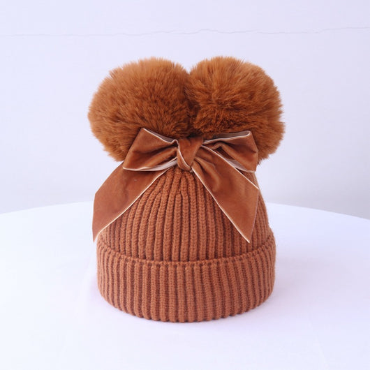 Gorro Tejido con Doble Pompón - Calidez y Estilo para el Invierno - Image 9
