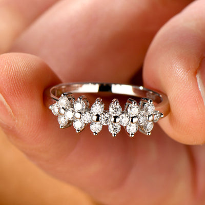Anillo de Plata Esterlina S925 con Moissanita - Diseño Sofisticado