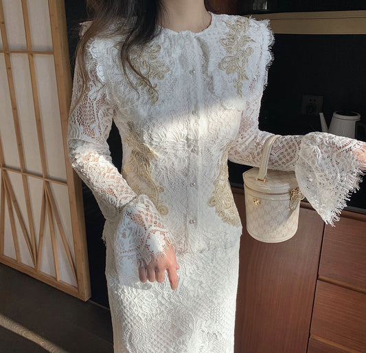 Traje de Encaje Blanco Elegante para Mujer